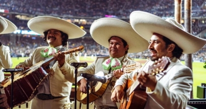 mariachi-serenata